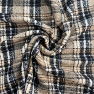 Oduncu Kumaşı – Kaşe Ayarında, Güçlü ve Sıcak Tutuş